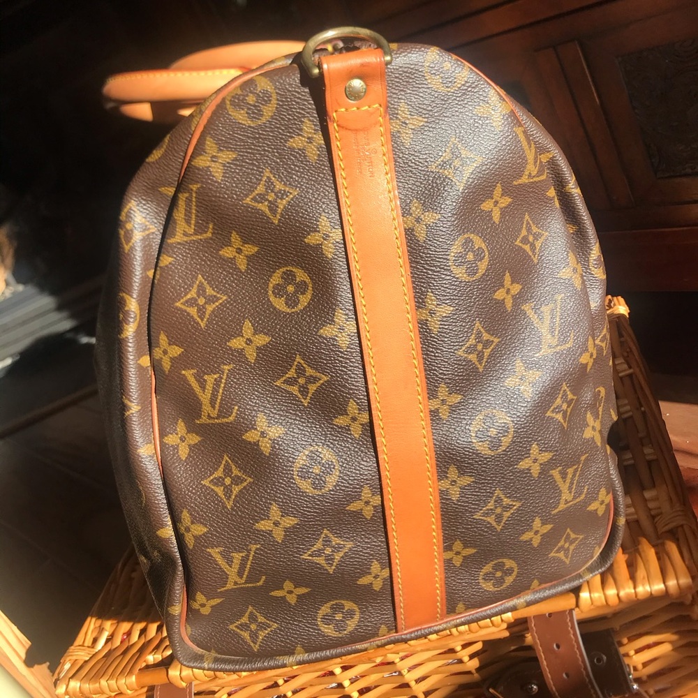 Authentic Louis Vuitton Keepall 50 Bandouliere - Picture 4 of 16